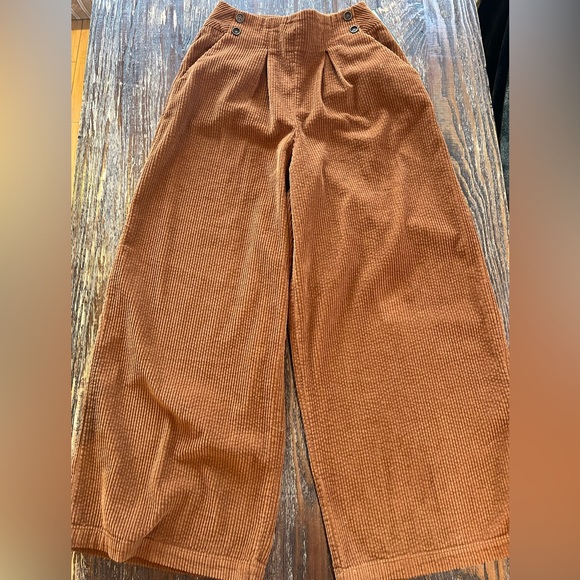 Carmel corduroy high waisted wide leg pants - Picture 4 of 8